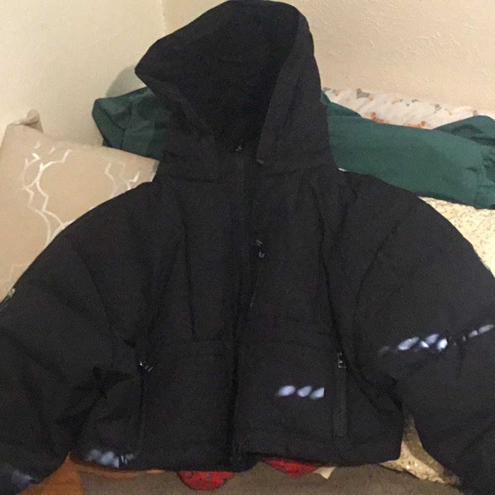 NWT VHNY New York Black Cropped OVERSIZED Puffer Hooded Jacket